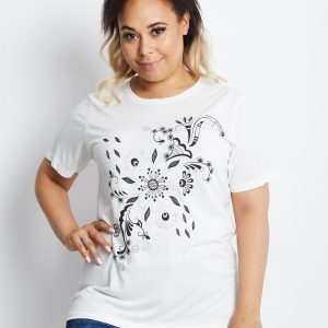 White T-shirt plus size Celebrity