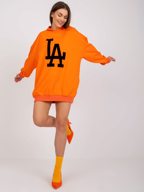 Orange sweatshirt with hoodie and pockets