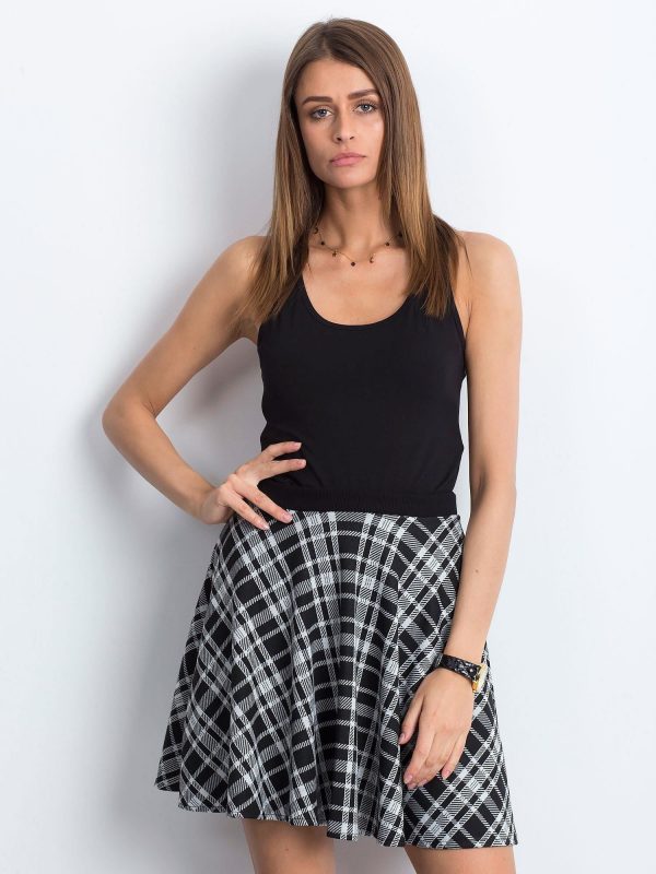 Black and White Squaring Skirt