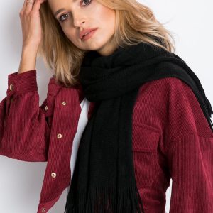 Black scarf with fringes