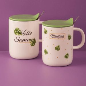 Ecru-green mug with patterns