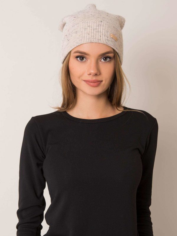 Women's beige hat with pompom RUE PARIS