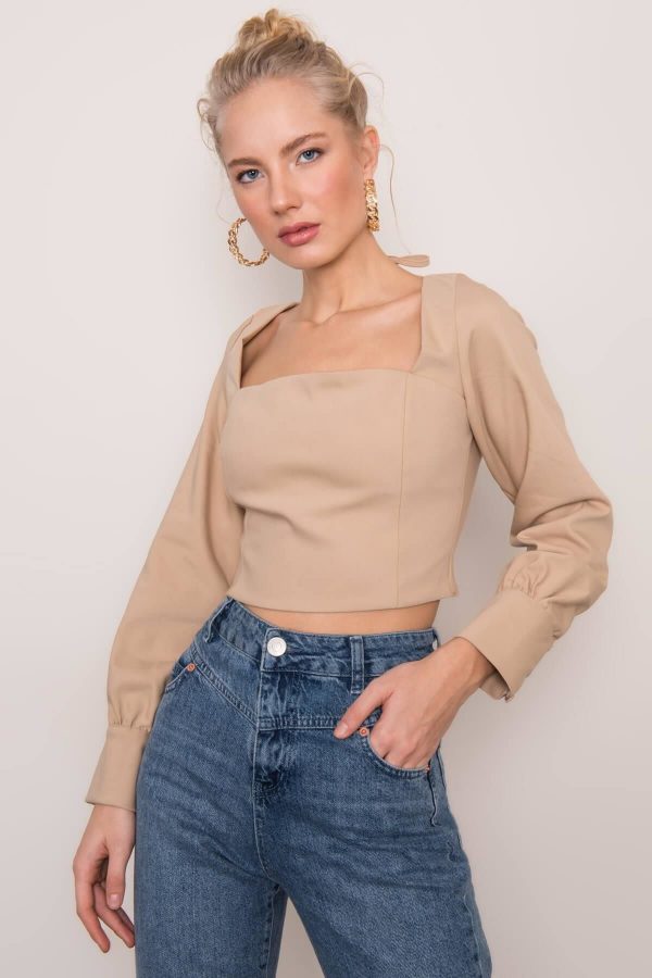 Beige blouse with neck on the back BSL