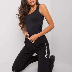 Black sweatpants with Haylee inscriptions