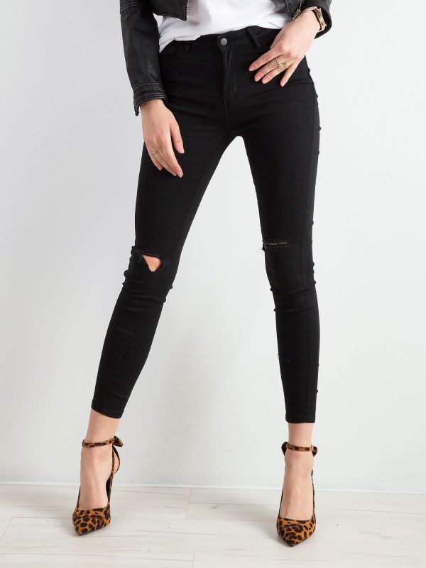 Black skinny pants