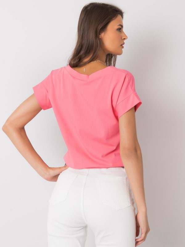 Pink t-shirt with Emille inscription