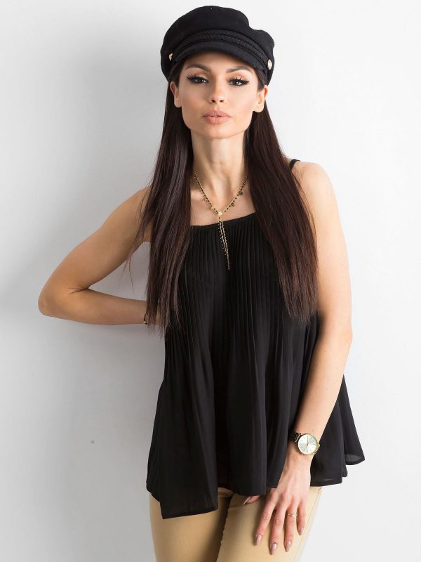 Black pleated top