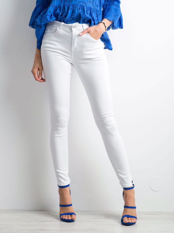 White skinny pants