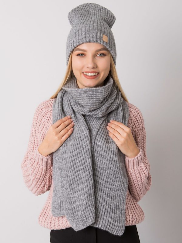 Gray winter set hat and scarf RUE PARIS