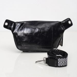 Black eco-leather kidney sachet