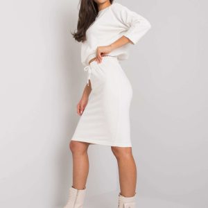 White set with Savina skirt