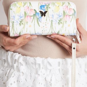 White Pattern Wallet