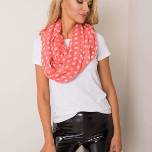 Coral scarf in peas