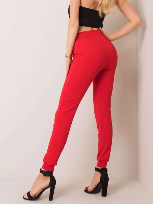 Red pants Faster