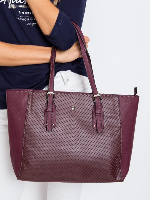 Burgundy elegant handbag