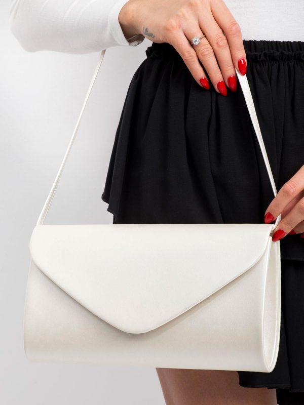 Ecru pearl eco-leather clutch