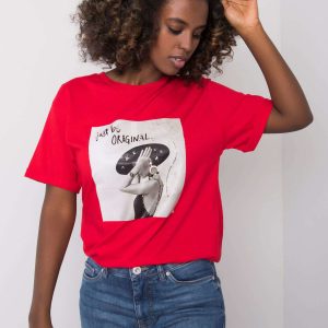 Red t-shirt Muriel