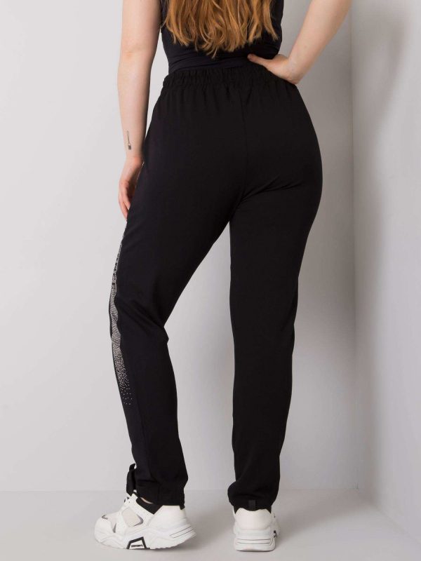 Black plus size sweatpants with Aelis applique