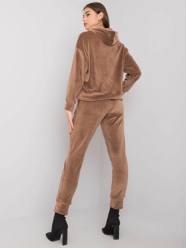 Dark beige velour set with Chanya pants