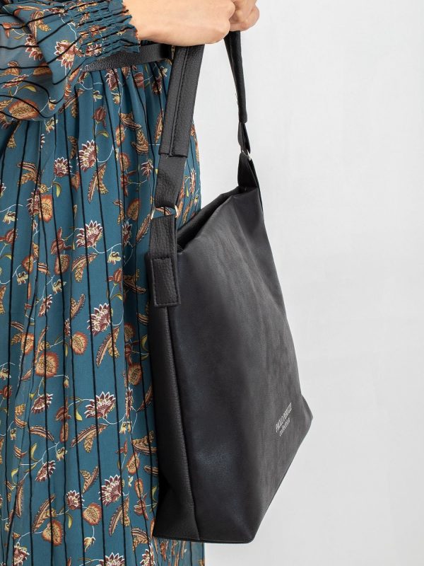 Women's shoulder bag made of eco leather black