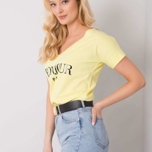 Yellow t-shirt with Emille inscription