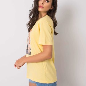 Yellow t-shirt with Gloria print