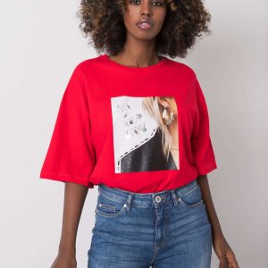 Red T-shirt with Gisele appliques