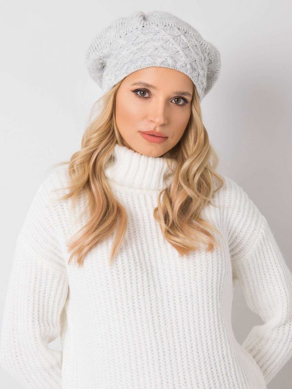 Light gray beret with pompom