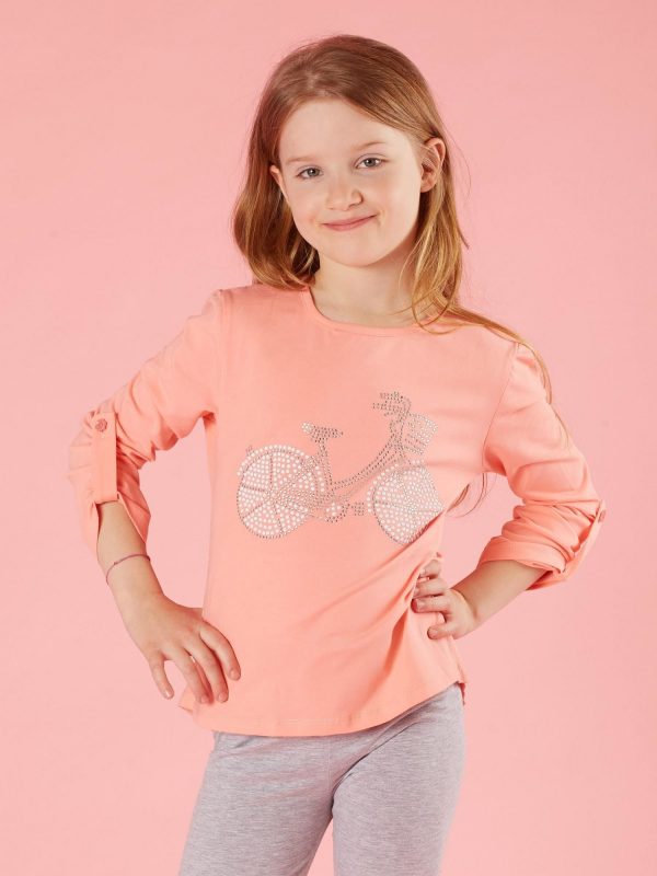 Peach girl blouse with appliqué