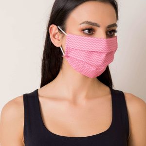 Pink protective mask in zigzags