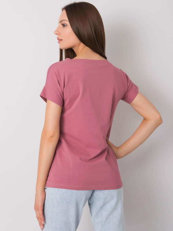 Dirty pink t-shirt with Emille inscription