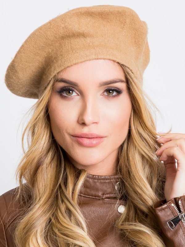 Light brown hat with wool