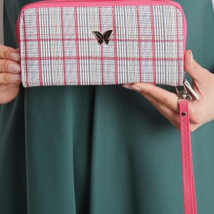 Pink-gray checkered wallet