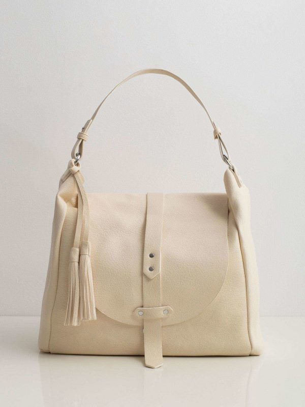 Cream big bag with cosmetic bag