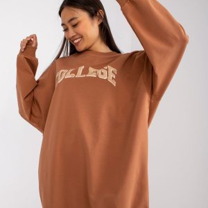 Light brown long sweatshirt with the inscription Jessica