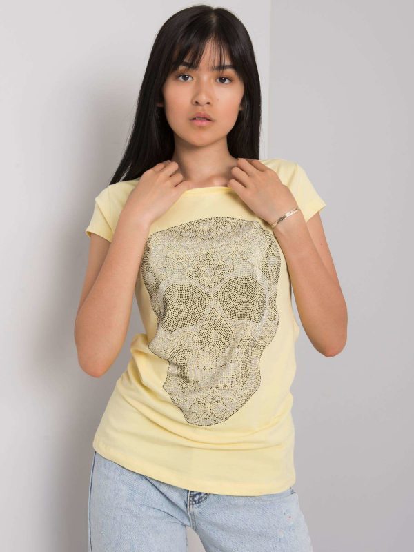 Light yellow t-shirt with Skull applique