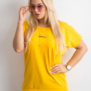 Yellow tunic with neckline on the back