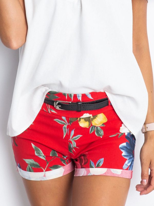 Red Pleasant Shorts