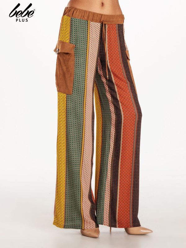 Patterned palazzo pants with pockets