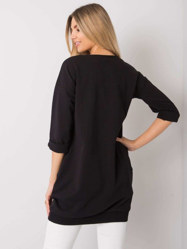 Black sweatshirt with Iveta pockets