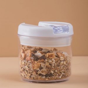 Small container for dry products