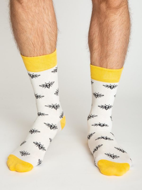 Ecru men's socks with patterns