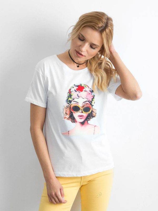 White Loose T-Shirt with Patch