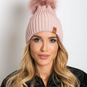 Dirty pink hat with wool