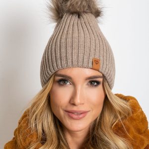 Dark beige hat with wool