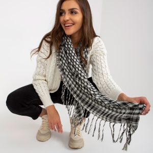 Wholesale Black and white arafatka scarf with fringes