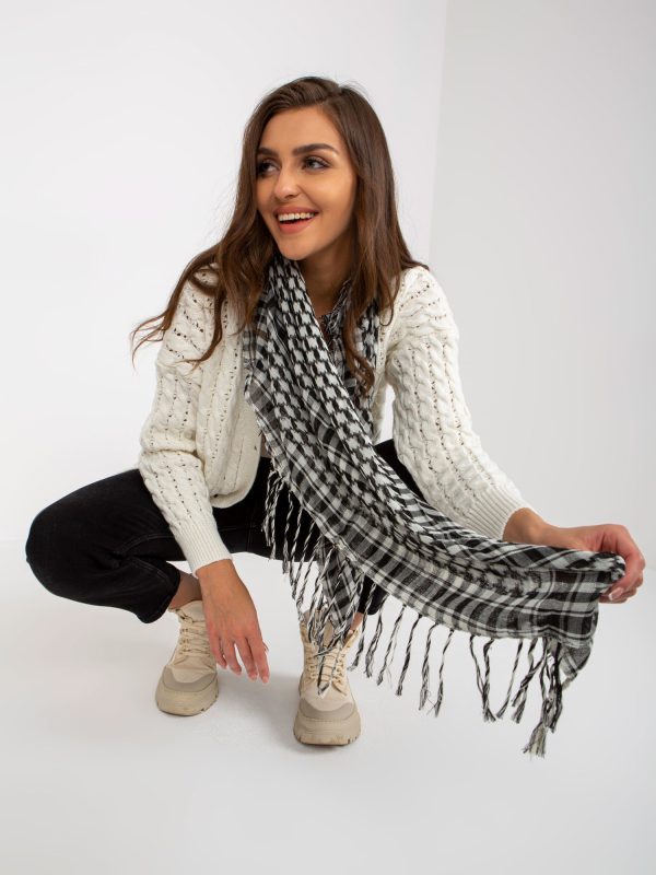 Wholesale Black and white arafatka scarf with fringes