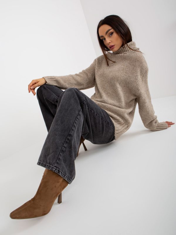 Wholesale Beige Women's Turtleneck Sweater with Wool