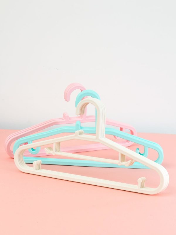 Wholesale Ecru set of clothes hangers