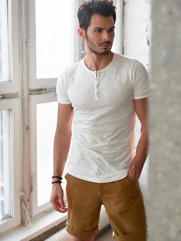 Wholesale Ecru men's t-shirt with buttons